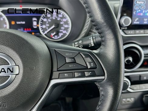 Used 2022 Nissan Sentra SV image 17