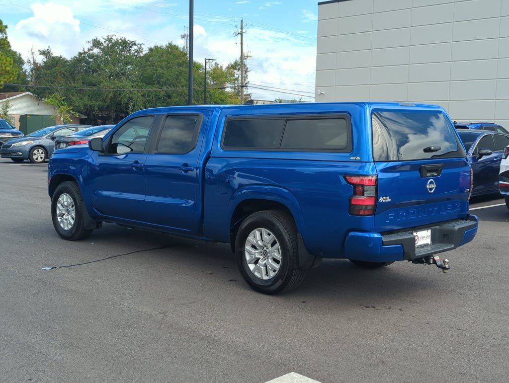Used 2024 Nissan Frontier SV RWD image 5