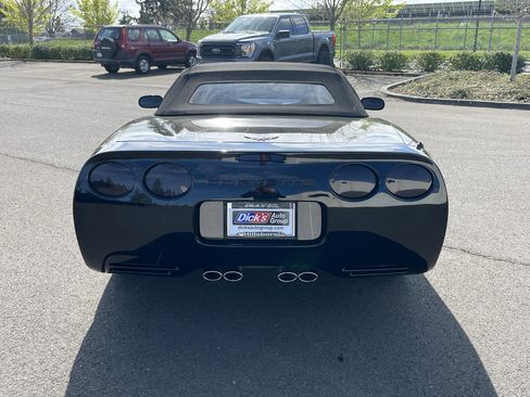 Used 2003 Chevrolet Corvette Convertible w/ Preferred Equipment Group1 image 4