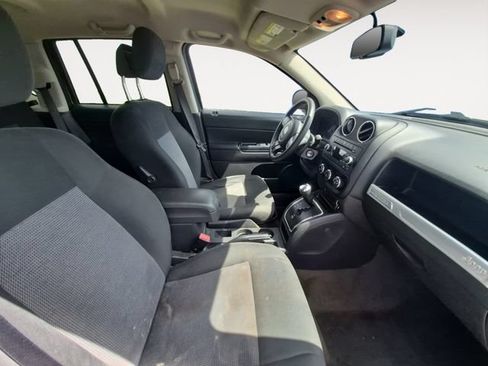 Used 2016 Jeep Compass Sport w/ Power Value Group FWD image 14