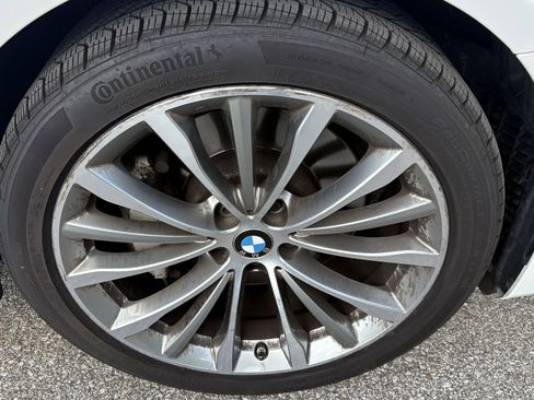 Used 2023 BMW 530i xDrive w/ Premium Package AWD/4WD image 15