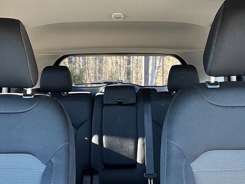 Used 2023 Ford Edge SE image 12