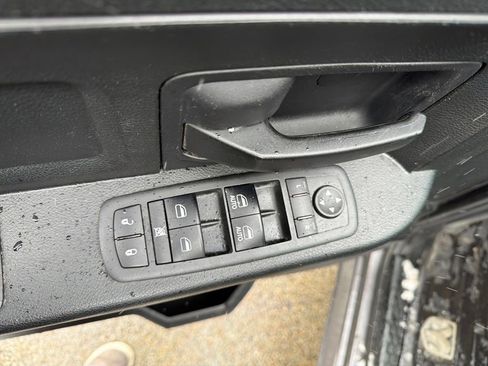 Used 2018 RAM 1500 Tradesman w/ Popular Equipment Group image 11