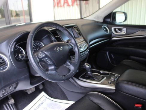 Used 2020 INFINITI QX60 Luxe w/ Essential Package image 17