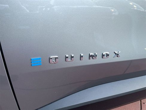 New 2026 Chevrolet Equinox EV LT image 30