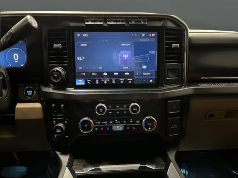 Used 2024 Ford F250 Lariat w/ Lariat Ultimate Package image 8