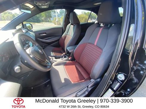 Used 2024 Toyota Corolla SE w/ SE Premium Package FWD image 11