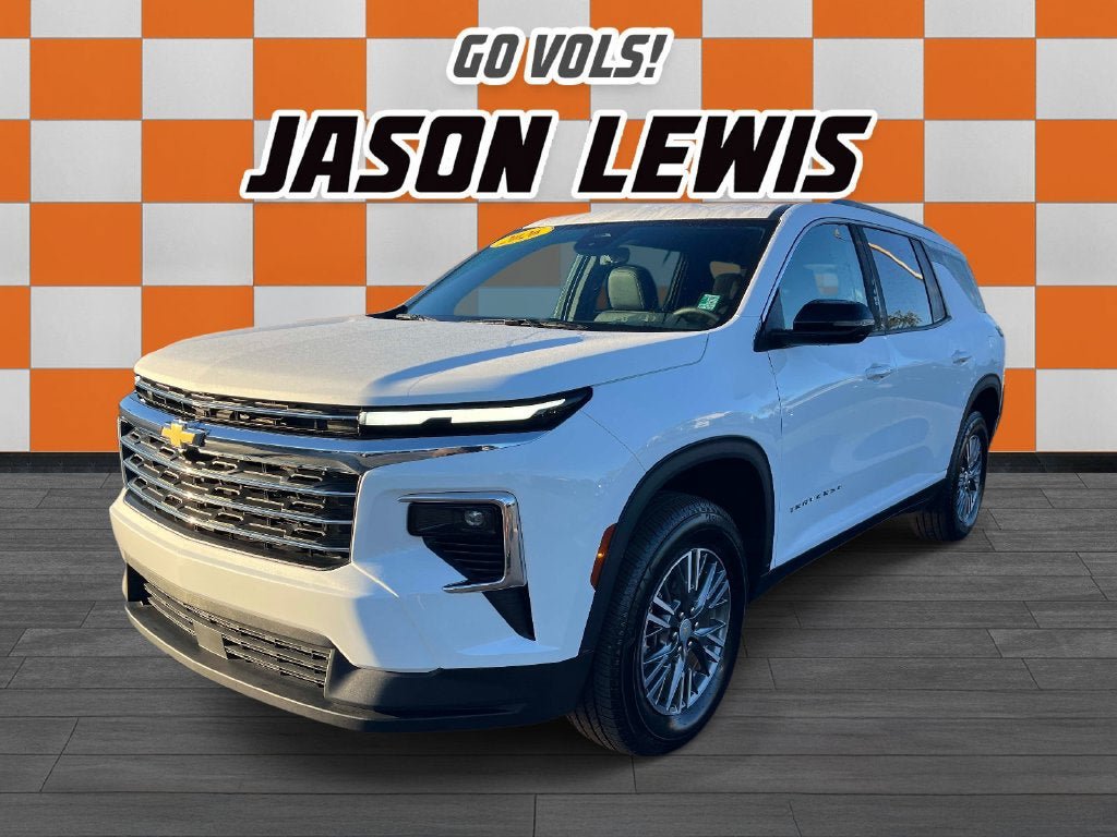 Used 2026 Chevrolet Traverse LT FWD image 7