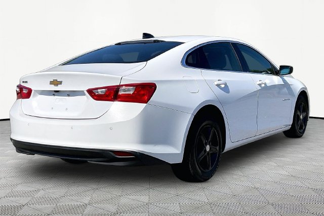 Used 2025 Chevrolet Malibu LS FWD image 5