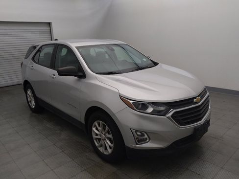 Used 2020 Chevrolet Equinox LS FWD image 13