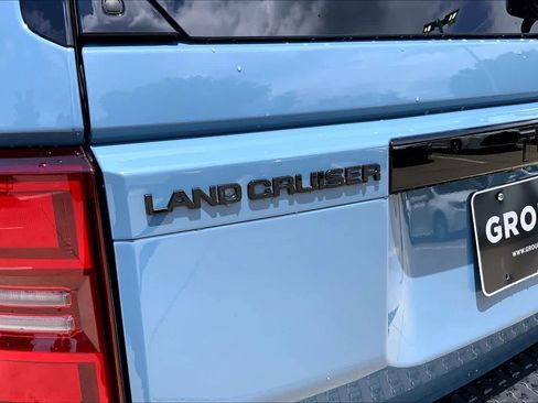 Used 2025 Toyota Land Cruiser w/ Premium Package AWD/4WD image 33