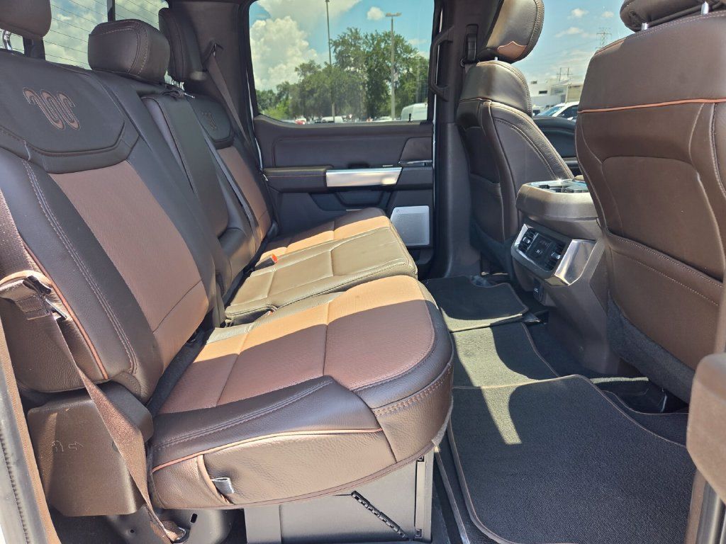 Used 2025 Ford F250 King Ranch w/ FX4 Off-Road Package AWD/4WD image 16