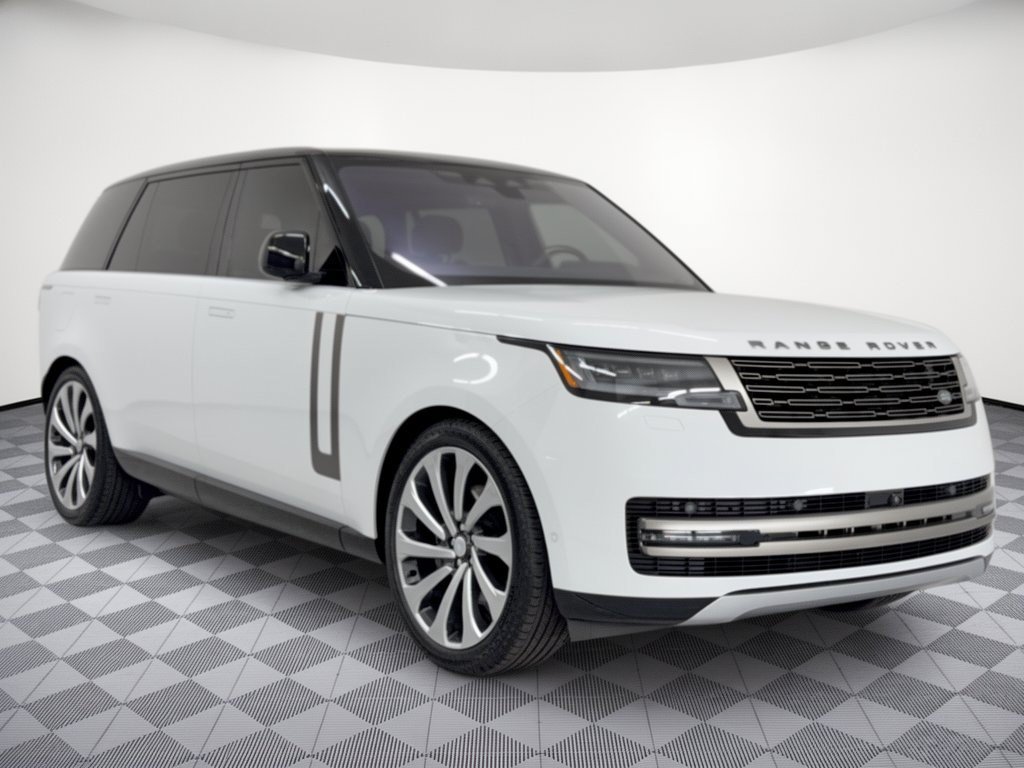Used 2023 Land Rover Range Rover Long Wheelbase SE AWD/4WD image 7