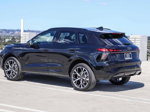 New 2026 Audi Q3 quattro 2.0T AWD/4WD image 6