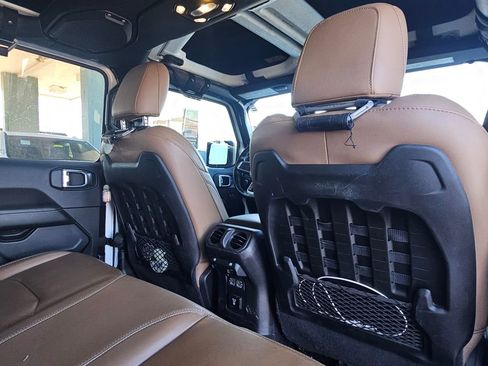 Used 2021 Jeep Wrangler Unlimited Rubicon 4xe w/ Cold Weather Group image 17