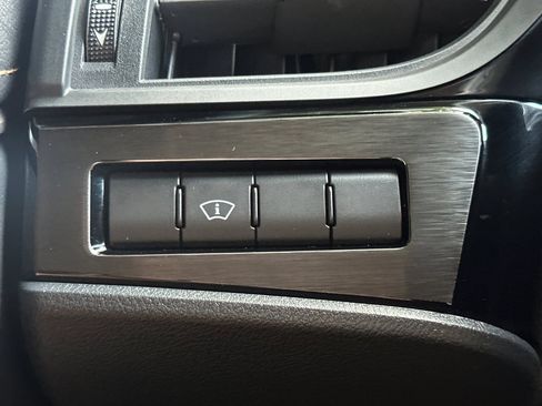 Used 2025 Lexus ES 300h w/ Premium Package image 36