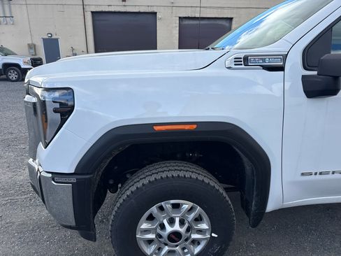 New 2025 GMC Sierra 2500 Pro w/ Convenience Package image 2