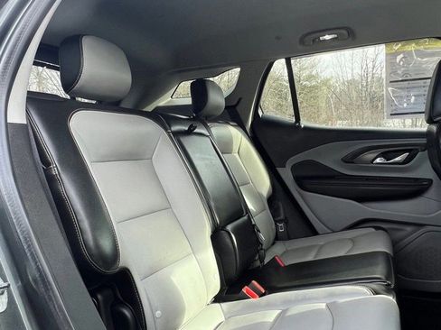 Used 2020 GMC Terrain SLT w/ Preferred Package image 13