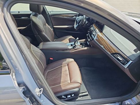 Certified 2023 BMW M550i xDrive w/ Dynamic Handling Package AWD/4WD image 11