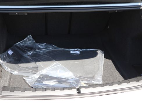 Certified 2025 BMW 330i Sedan w/ M Sport Package image 37