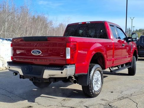 Used 2019 Ford F250 XLT w/ XLT Value Package image 4