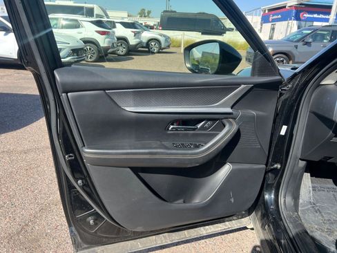 Used 2025 MAZDA CX-70 3.3 Turbo w/ Preferred Package AWD/4WD image 18