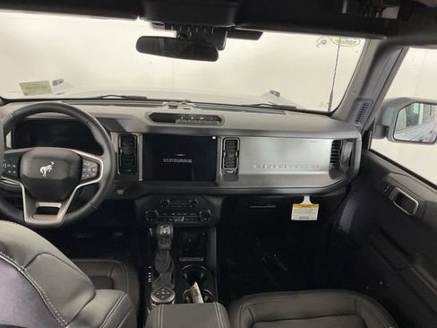 New 2025 Ford Bronco Big Bend w/ Black Diamond Package AWD/4WD image 23