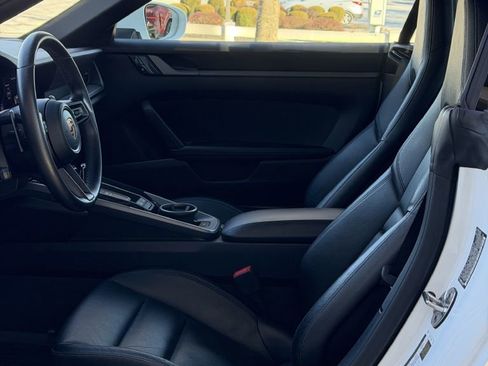 Used 2021 Porsche 911 Carrera image 20