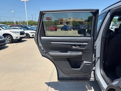 Used 2024 Honda CR-V Sport image 36