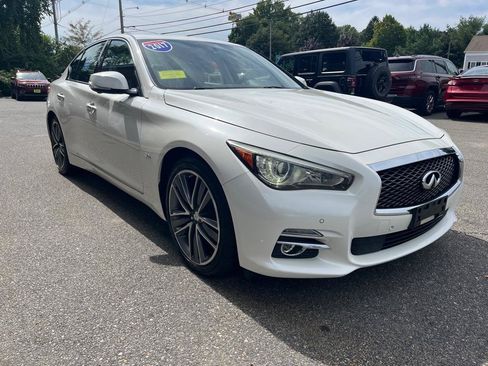 Used 2017 INFINITI Q50 3.0t Premium w/ Driver Assistance Package AWD/4WD image 4