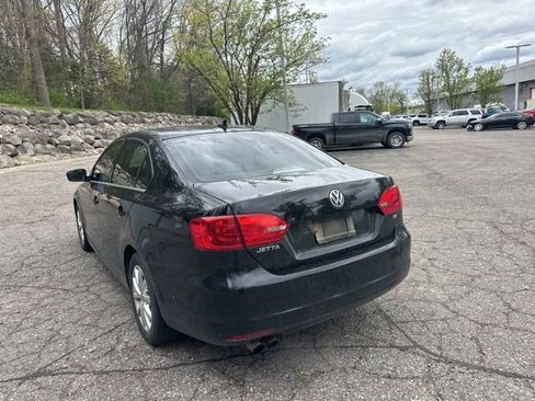 Used 2014 Volkswagen Jetta SE FWD image 3