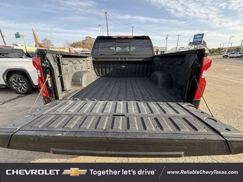 Certified 2025 Chevrolet Silverado 1500 ZR2 w/ Technology Package image 39