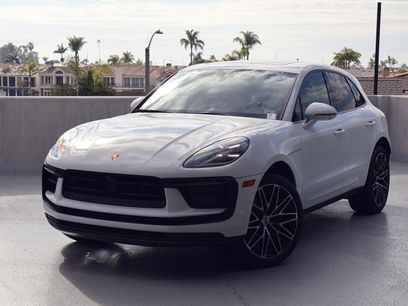 Certified 2025 Porsche Macan