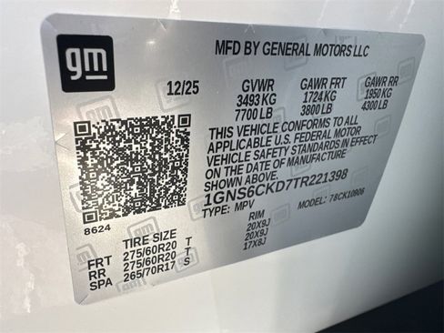 New 2026 Chevrolet Suburban LT w/ Comfort Package image 35