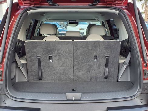 Used 2024 Hyundai Santa Fe SEL FWD image 19