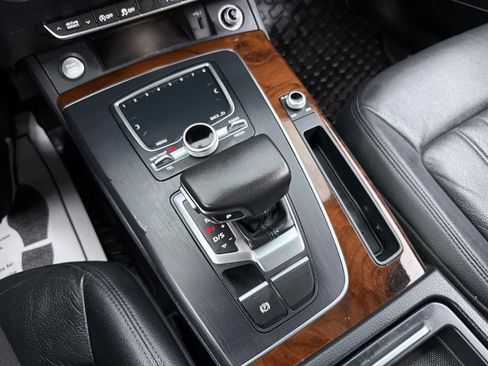 Used 2018 Audi Q5 2.0T Premium Plus w/ Premium Plus Package image 53