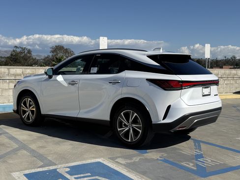 New 2026 Lexus RX 350 FWD image 9
