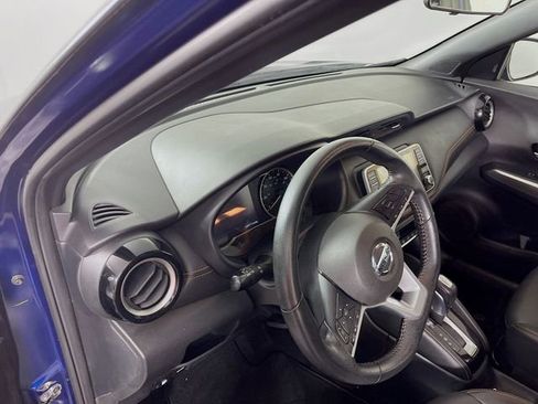 Used 2020 Nissan Kicks SR w/ SR Premium Package image 10