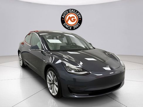 Used 2018 Tesla Model 3 Long Range image 1