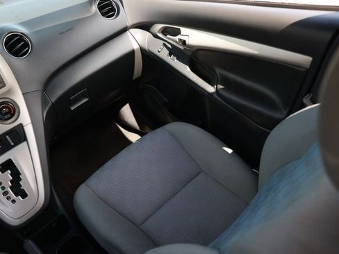 Used 2010 Toyota Matrix FWD image 25