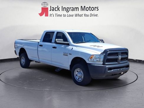 Used 2017 RAM 2500 Tradesman AWD/4WD image 7