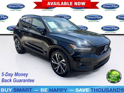 Used 2019 Volvo XC40 T5 R-Design