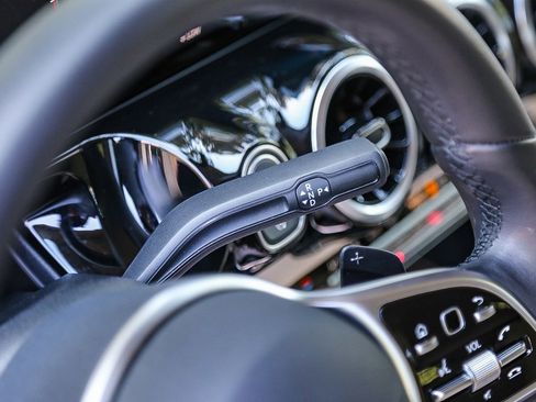 Used 2022 Mercedes-Benz GLA 250 4MATIC image 17