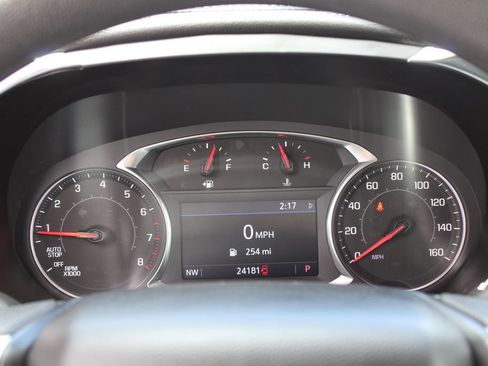 Used 2025 Chevrolet Blazer LT FWD image 28