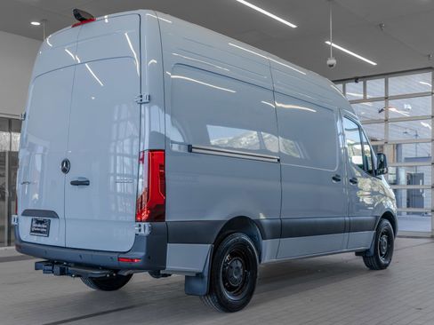 New 2025 Mercedes-Benz Sprinter 2500 image 25