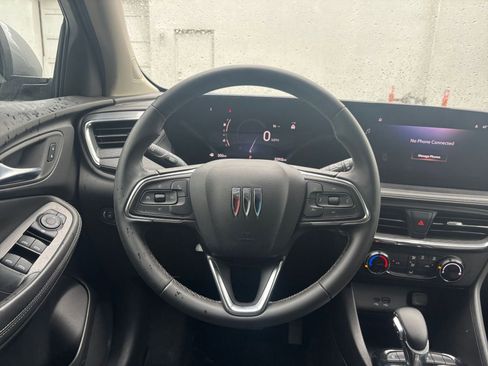 Used 2025 Buick Encore GX Preferred FWD image 34