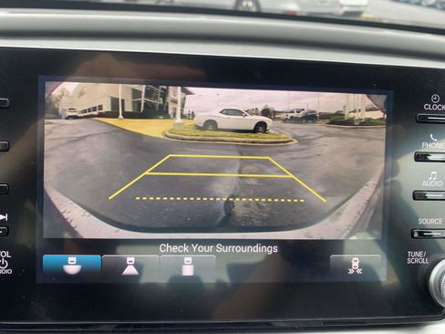 Used 2018 Honda Accord EX-L image 25