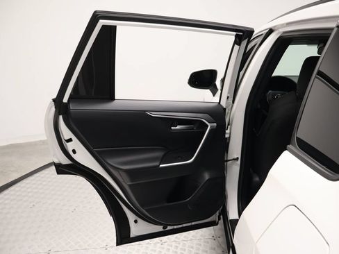 Certified 2025 Toyota RAV4 SE AWD/4WD image 21