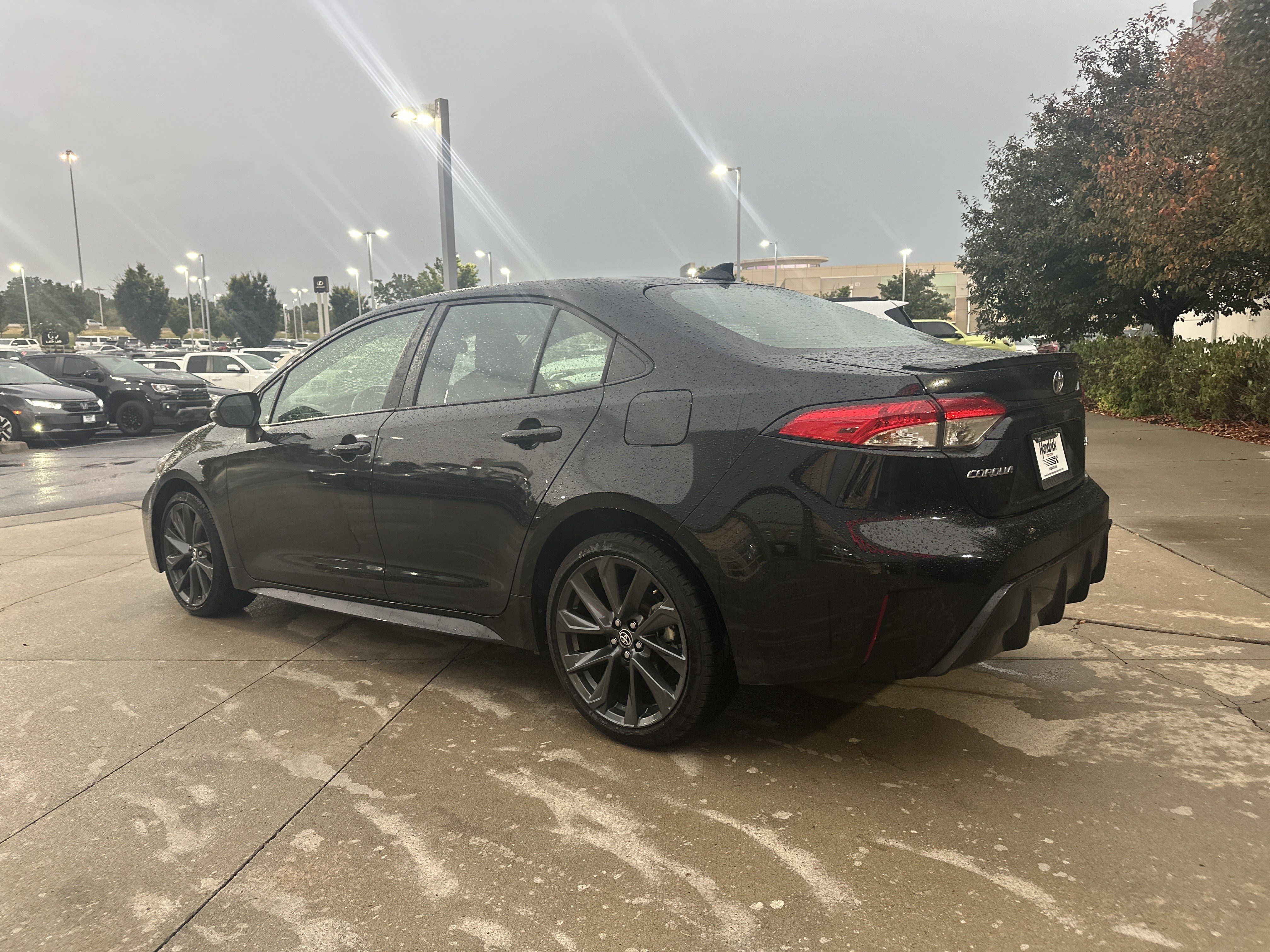 Used 2025 Toyota Corolla SE FWD image 7