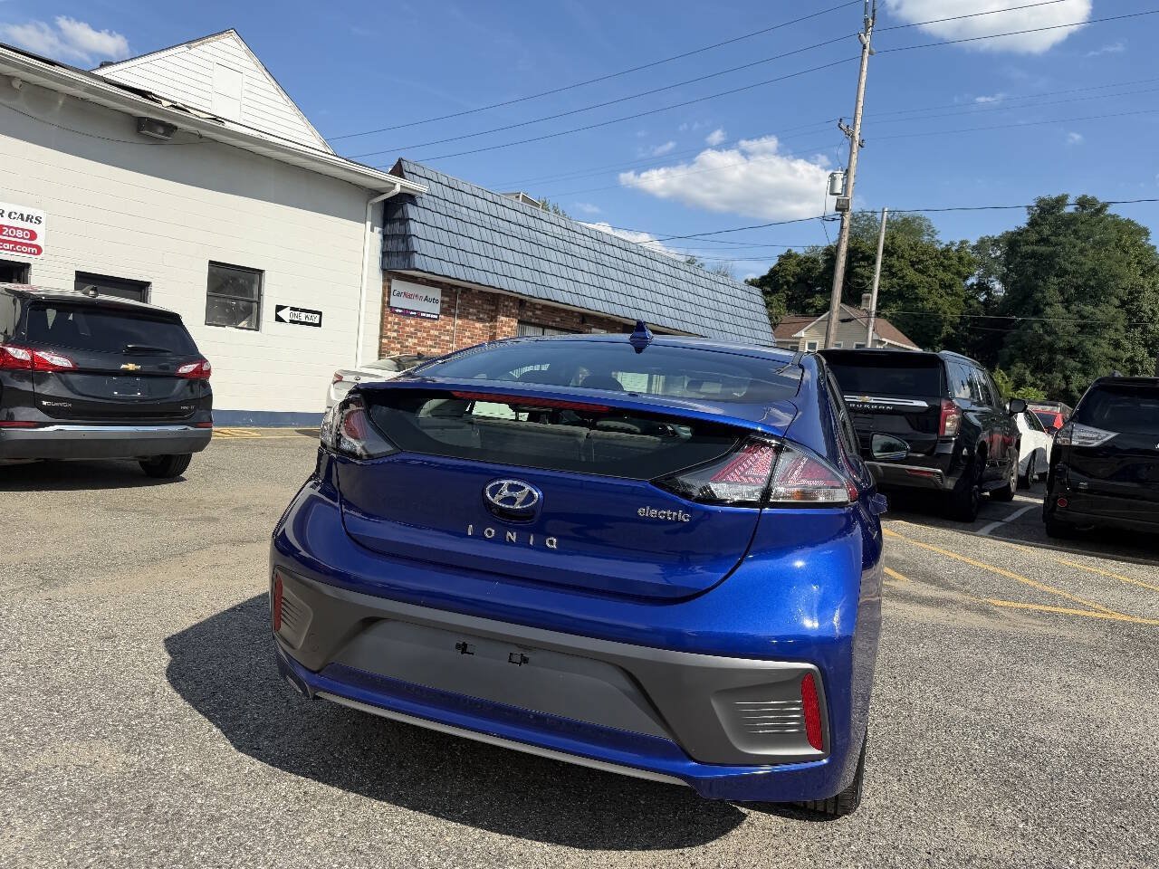 Used 2020 Hyundai Ioniq SE FWD image 15